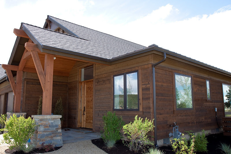 Exterior Siding Tackroom 1x8 Shiplap & Timbers Tetherow Resort Bend