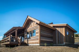 RC Cabin