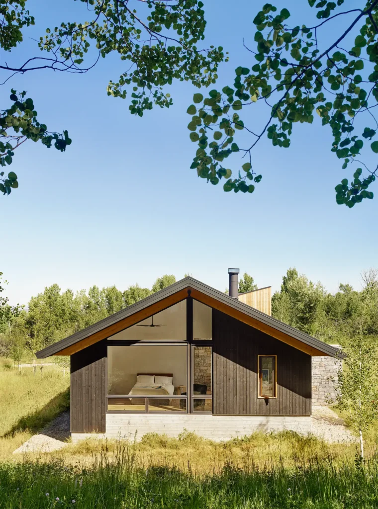 Bedroom View Spring Creek Black AquaFir