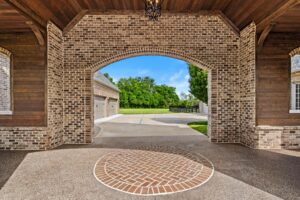carport looking on to the garage